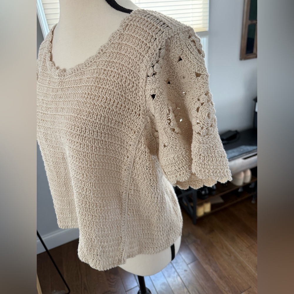 Solitaire Cream Crochet Blouse Size Medium